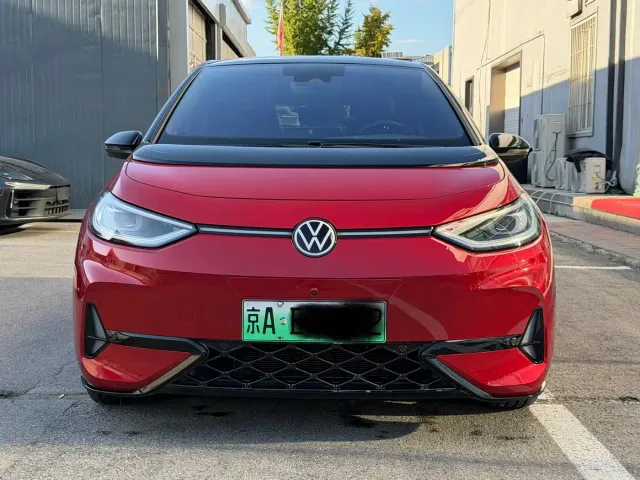 Volkswagen ID.3 — Фото автомобиля 3