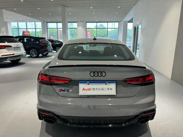 Audi RS 5 — Фото автомобиля 3