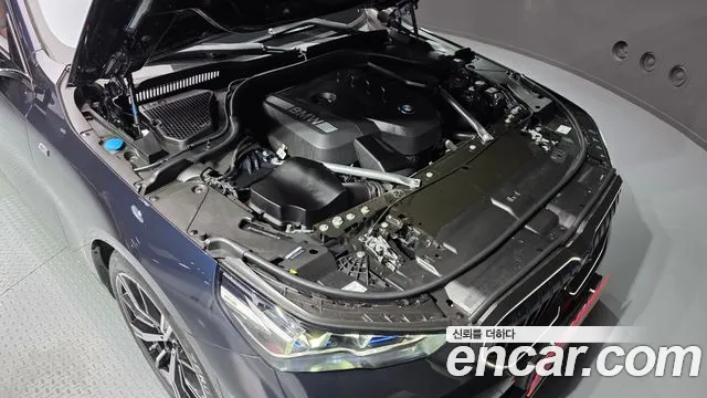BMW 5-Series 5 серия (G60) 530i xDrive M Sport — Фото автомобиля 2