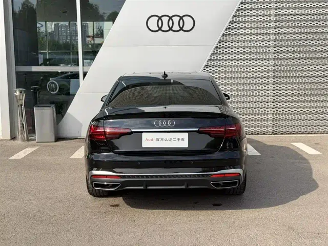 Audi A4L — Фото автомобиля 5