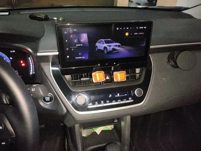 Toyota Corolla Cross — Фото автомобиля 5