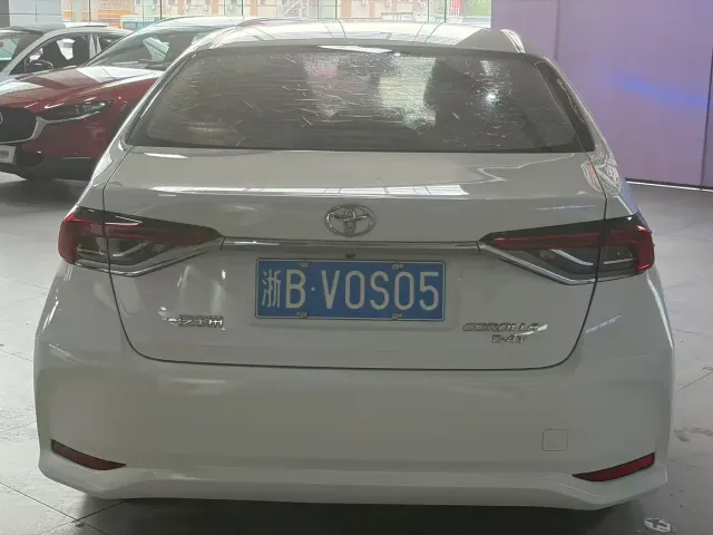 Toyota Corolla — Фото автомобиля 6
