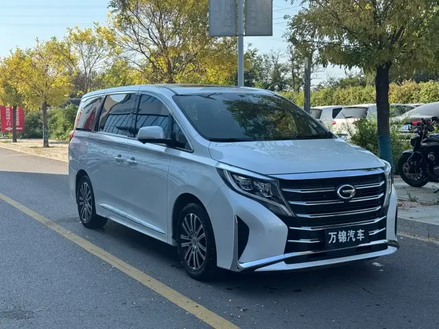 GAC Trumpchi M8 — Фото автомобиля 3