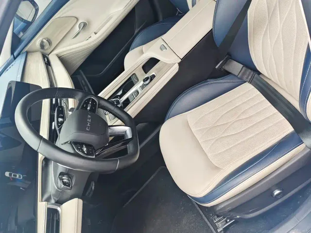 Chery Arrizo 8 2022 1.6T DCT Ya — Фото автомобиля 4