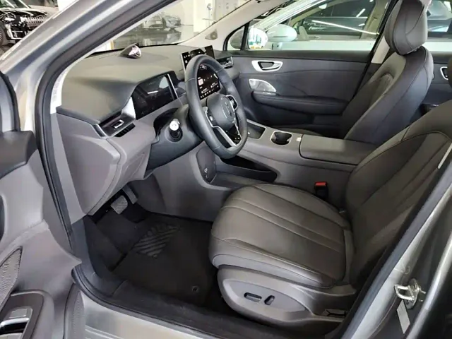 Shangjie SUV — Фото автомобиля 15