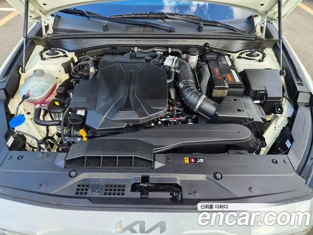 Kia K8 — Фото автомобиля 8
