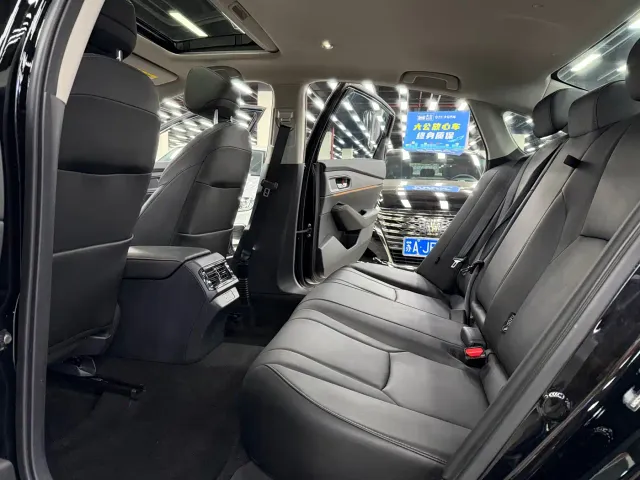 Honda Accord — Фото автомобиля 7