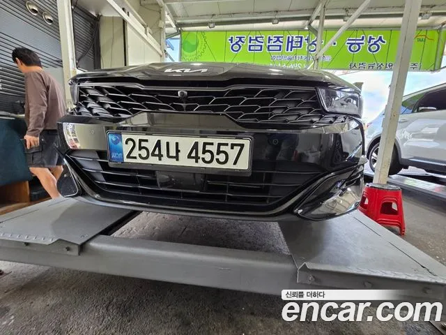 Фотография автомобиля — Kia K5 Generation 3