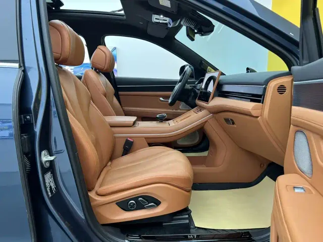 Aito M7 — Фото автомобиля 18