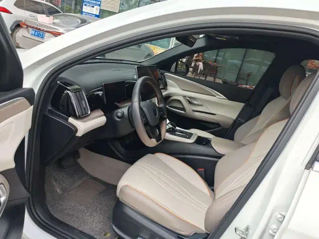 BYD Song Pro — Фото автомобиля 4