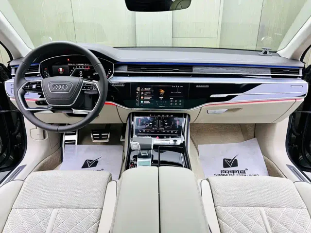 Audi A8 — Фото автомобиля 9
