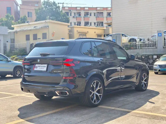 BMW X5 — Фото автомобиля 4