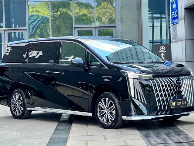 GAC Trumpchi M8 — Фото автомобиля 3