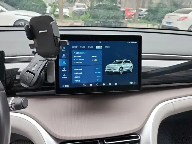 BYD Song Pro — Фото автомобиля 13