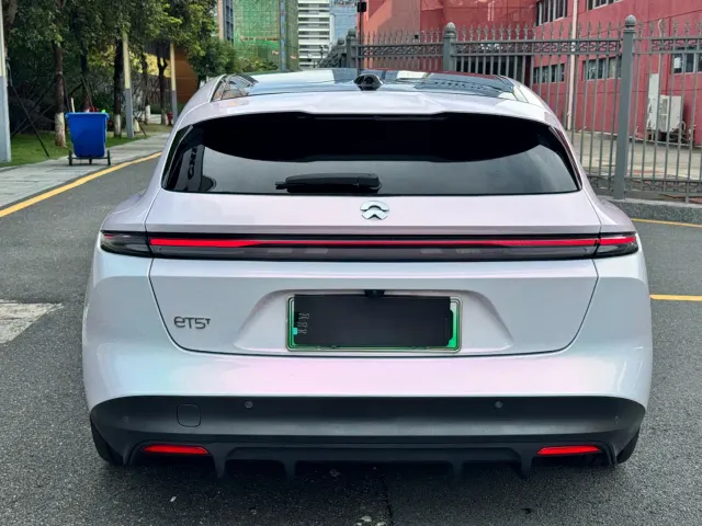 Nio ET5 Touring — Фото автомобиля 5