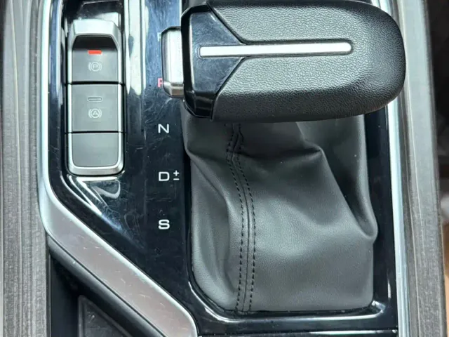 Wuling Jiachen — Фото автомобиля 10