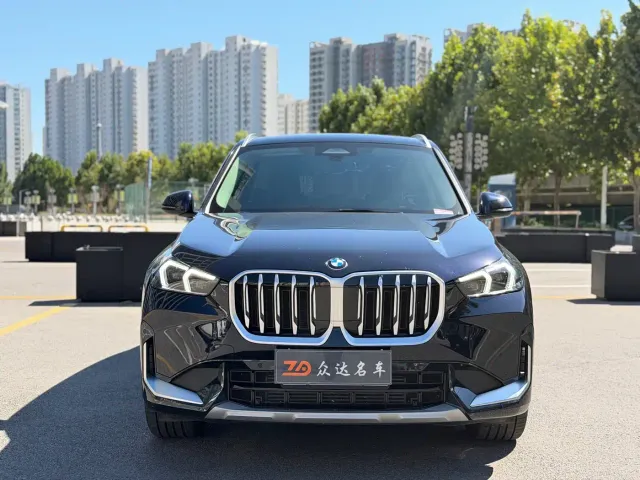 BMW X1 — Фото автомобиля 2