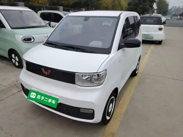Фотография автомобиля — Wuling Hongguang Mini EV
