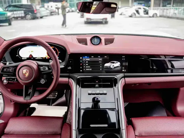 Porsche Panamera — Фото автомобиля 6