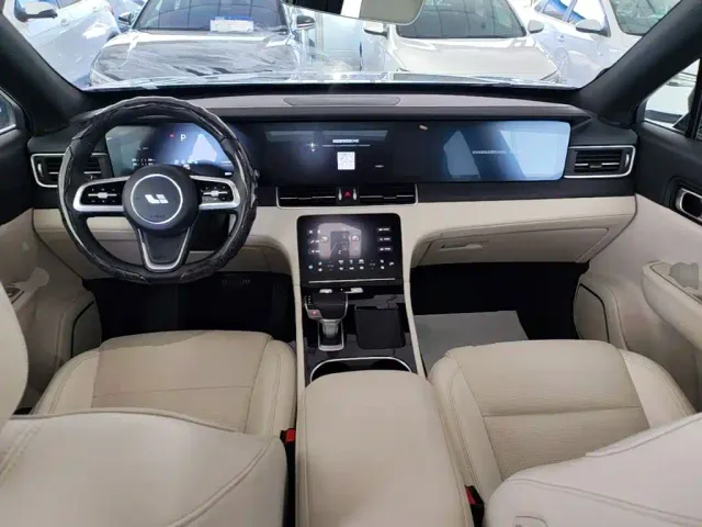 Li Auto ONE — Фото автомобиля 9