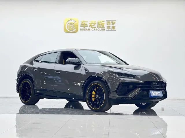 Lamborghini Urus — Фото автомобиля 3