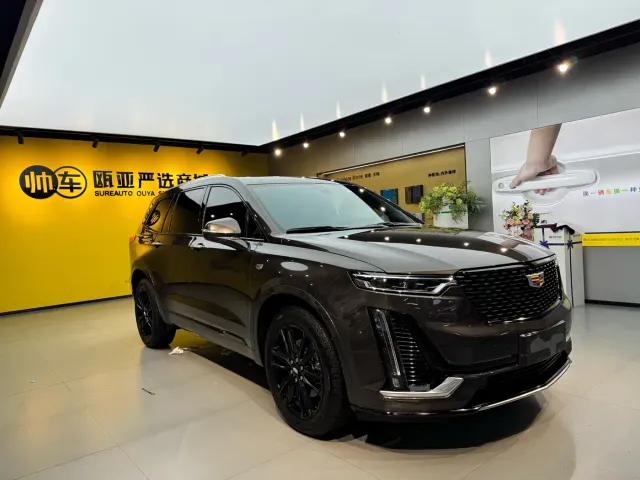 Cadillac XT6 — Фото автомобиля 2