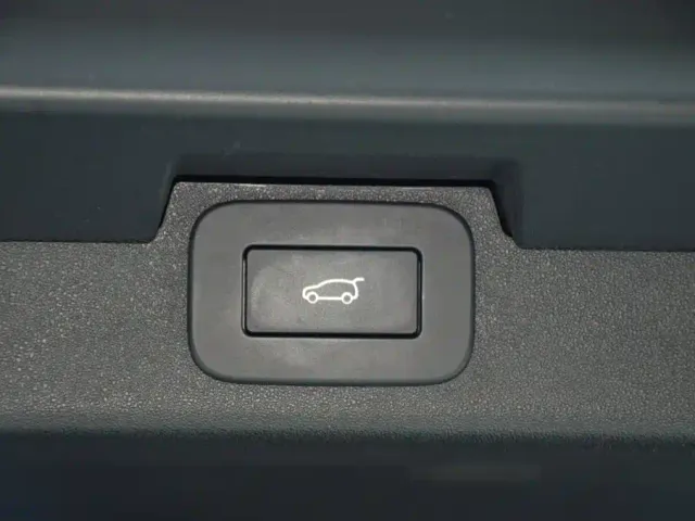 Land Rover Discovery — Фото автомобиля 15