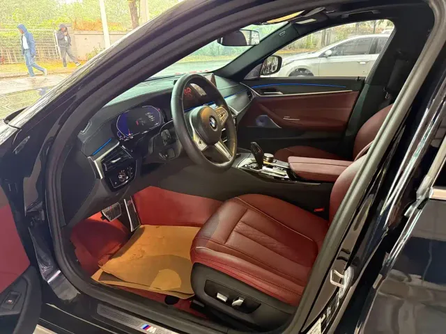 BMW BMW 5 Series 2022 530Li Leading M Sport Package — Фото автомобиля 6