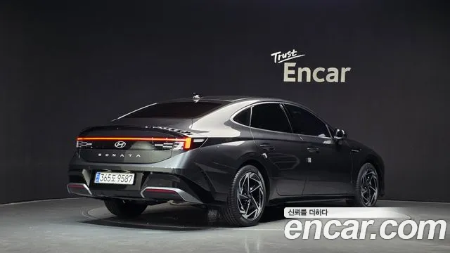 Hyundai Sonata — Фото автомобиля 2