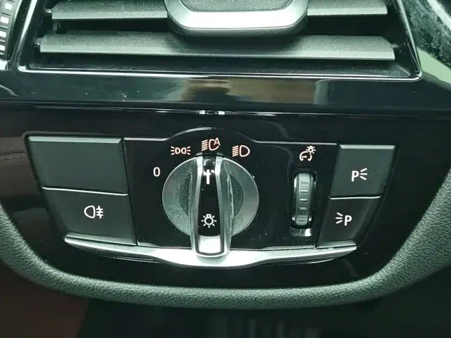 BMW 5 Series — Фото автомобиля 21