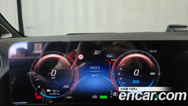 Mercedes-Benz EQA H243 — Фото автомобиля 11