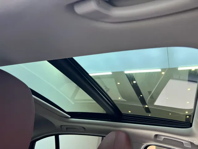 BMW 3 Series — Фото автомобиля 24