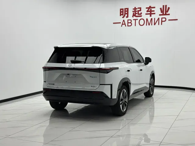 Toyota BoZhi 3X — Фото автомобиля 9