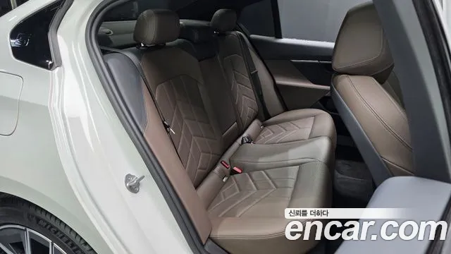 BMW 5 Series G60 — Фото автомобиля 17