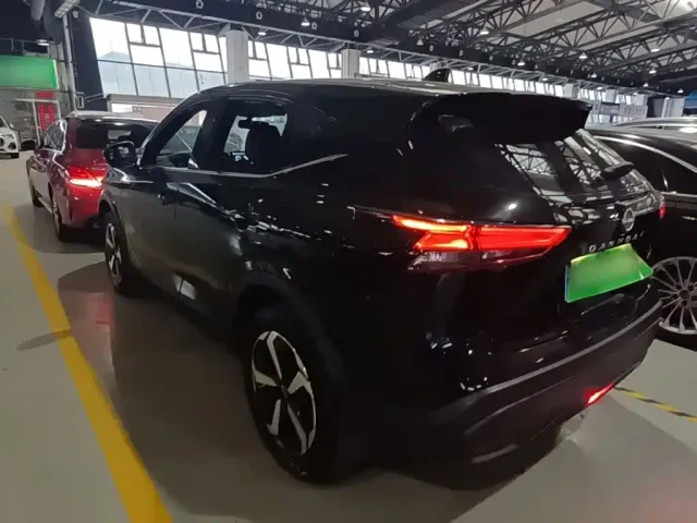 Nissan Qashqai — Фото автомобиля 4