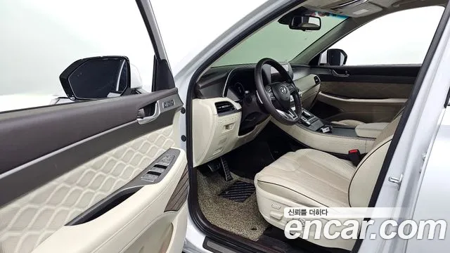 Hyundai Palisade Palisade Дизель 2.2 2WD — Фото автомобиля 11