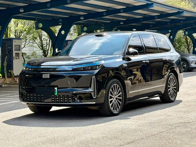 Фотография автомобиля — Geely Galaxy M9