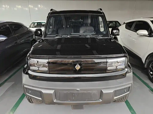 Baojun Yep — Фото автомобиля 2
