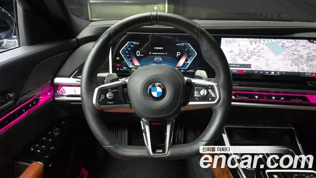 BMW 7 Series G70 — Фото автомобиля 13