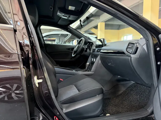 Mazda CX-4 — Фото автомобиля 9