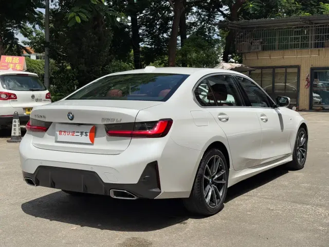 BMW 3 Series — Фото автомобиля 5