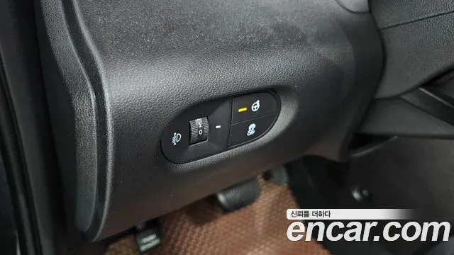 Hyundai Casper Casper Turbo Essential Light — Фото автомобиля 16