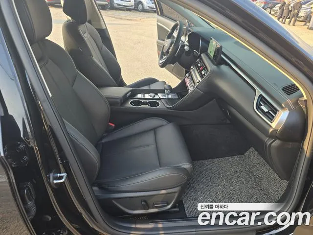 Genesis G70 Новый G70 Бензин 2.5T 4WD — Фото автомобиля 11