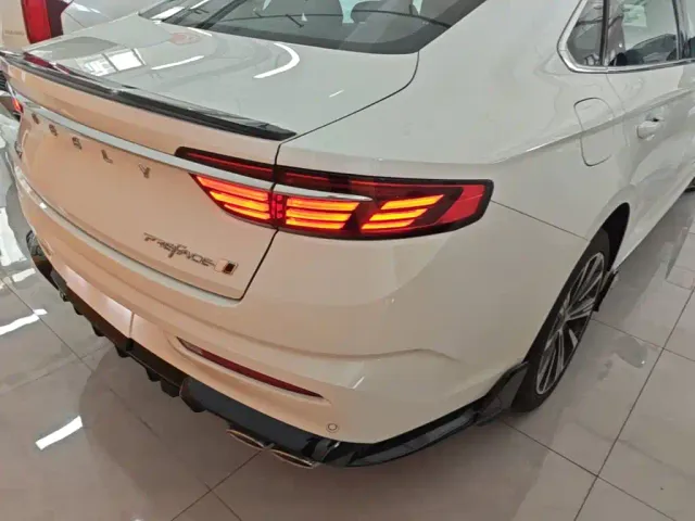 Geely Xingrui — Фото автомобиля 7
