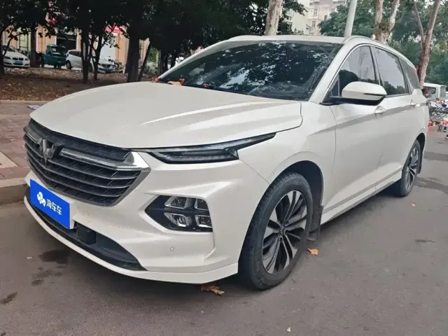 Фотография автомобиля — Wuling Victory