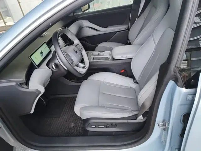 Nio ET5 Touring — Фото автомобиля 10