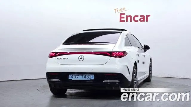 Mercedes-Benz EQE — Фото автомобиля 4