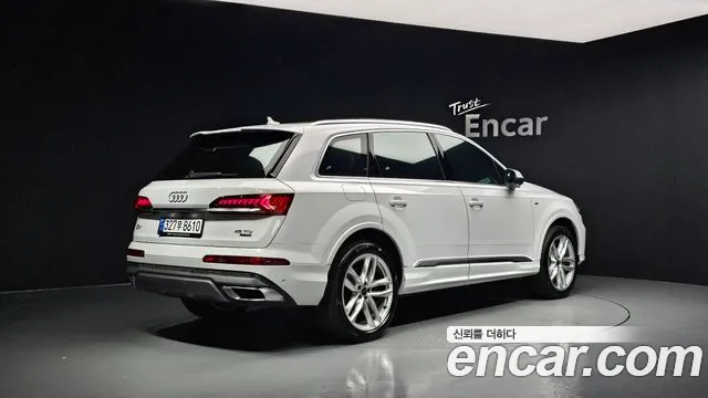 Audi Q7 45 TDI quattro Premium — Фото автомобиля 2