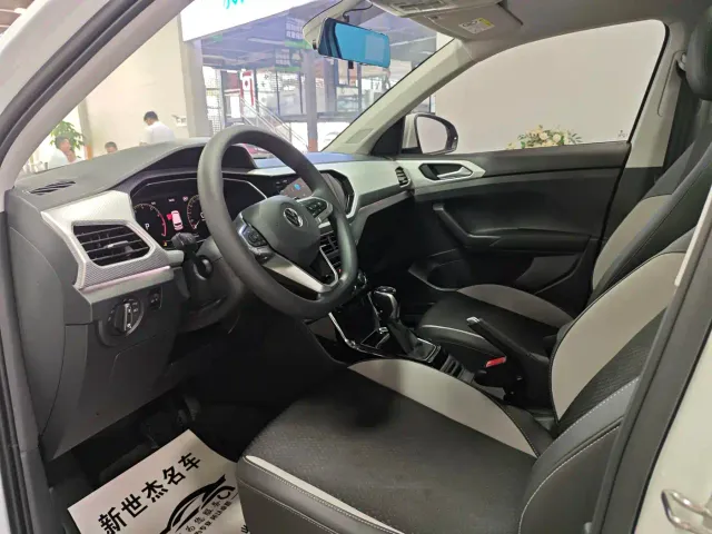Volkswagen Tanying 2021 1.5L Automatic Smart Connect Edition — Фото автомобиля 5