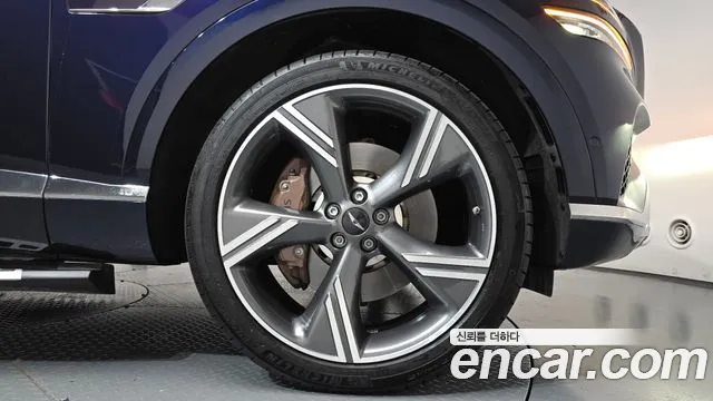 Genesis GV80 — Фото автомобиля 6